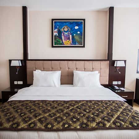 Harmony Hotel Баку Экстерьер фото